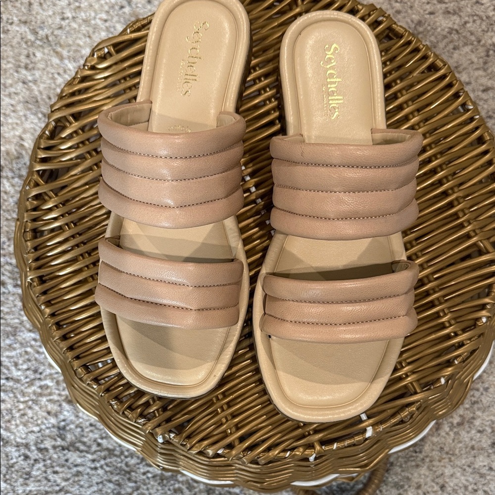 Seychelles Quilted Nude Padded Slide Sandals